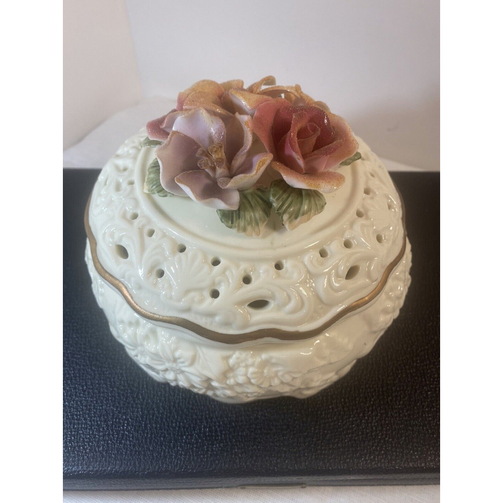 Decorative Floral Porcelain Keepsake Box Bowl with Lid 6” Round - Picture 9 of 9